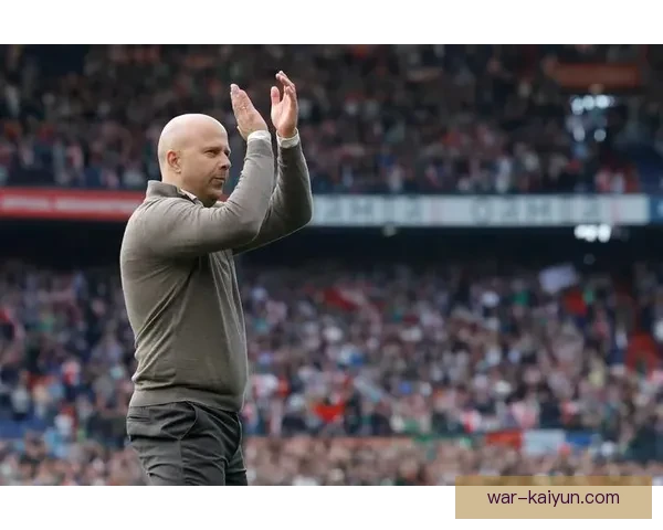 格列兹曼在不同联赛中的适应能力持续提升，状态回暖备受关注。